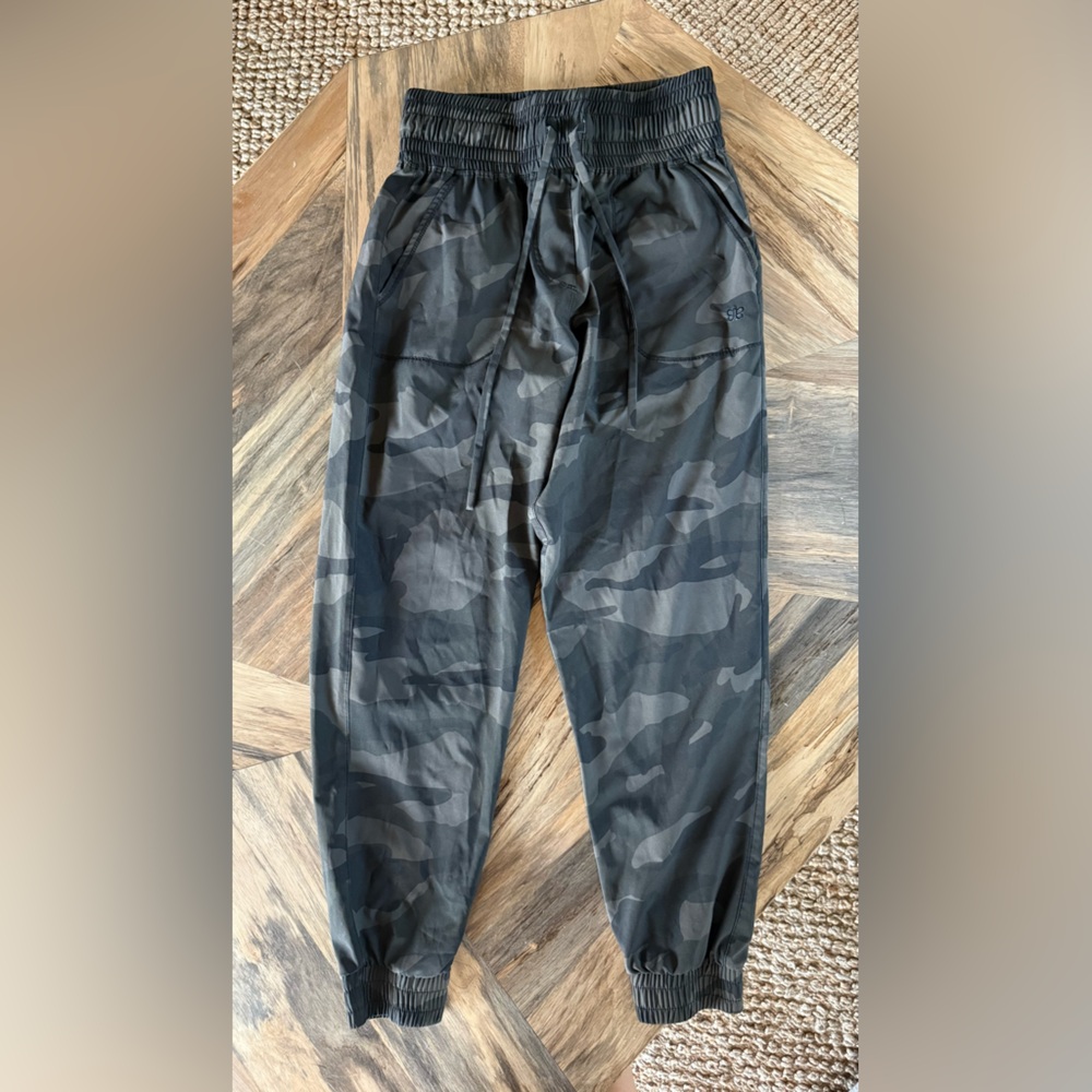 Albion Gray Cargo Jogger Pants